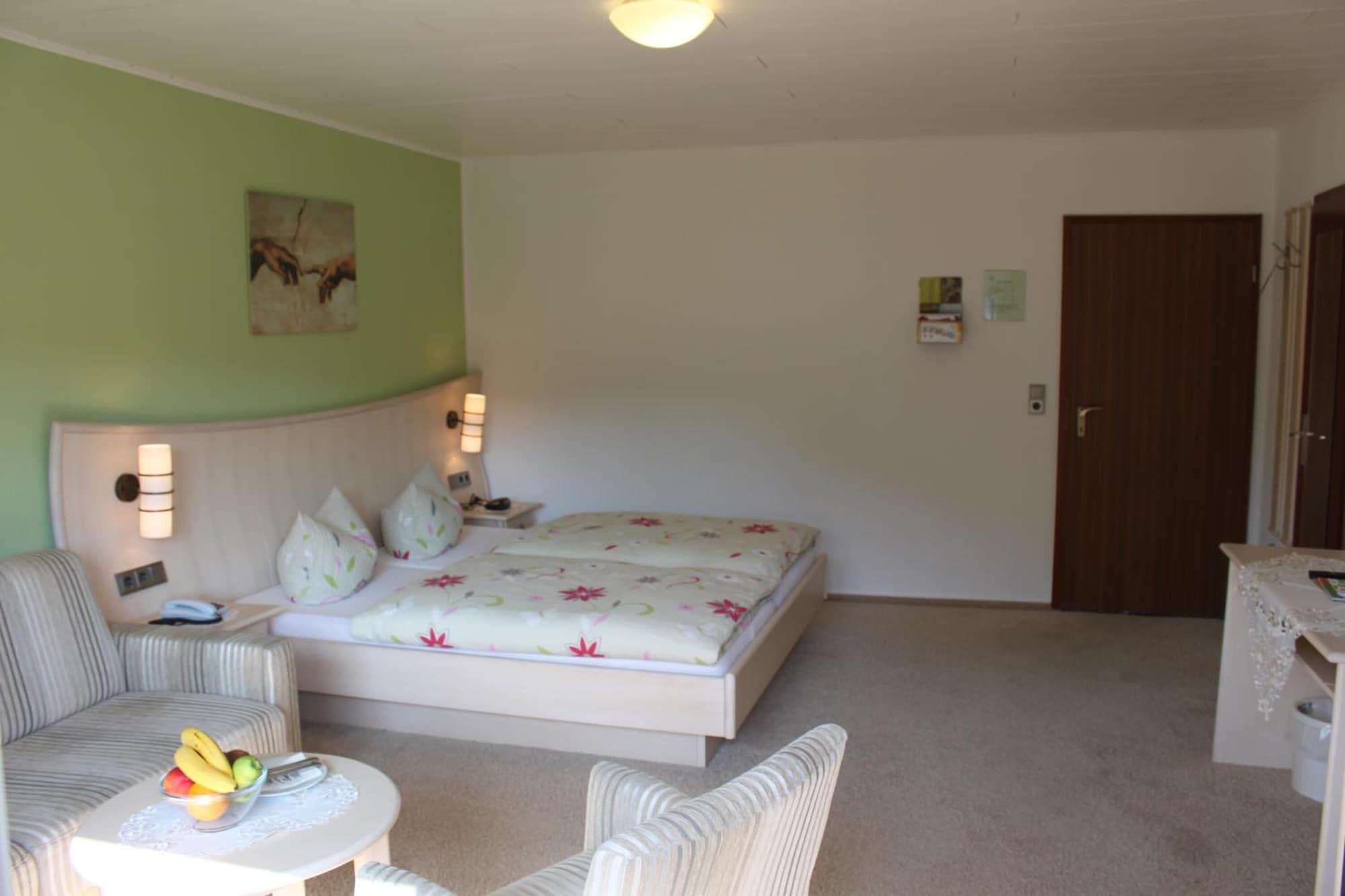 Landgasthof Hotel Sauer Вилинген Екстериор снимка