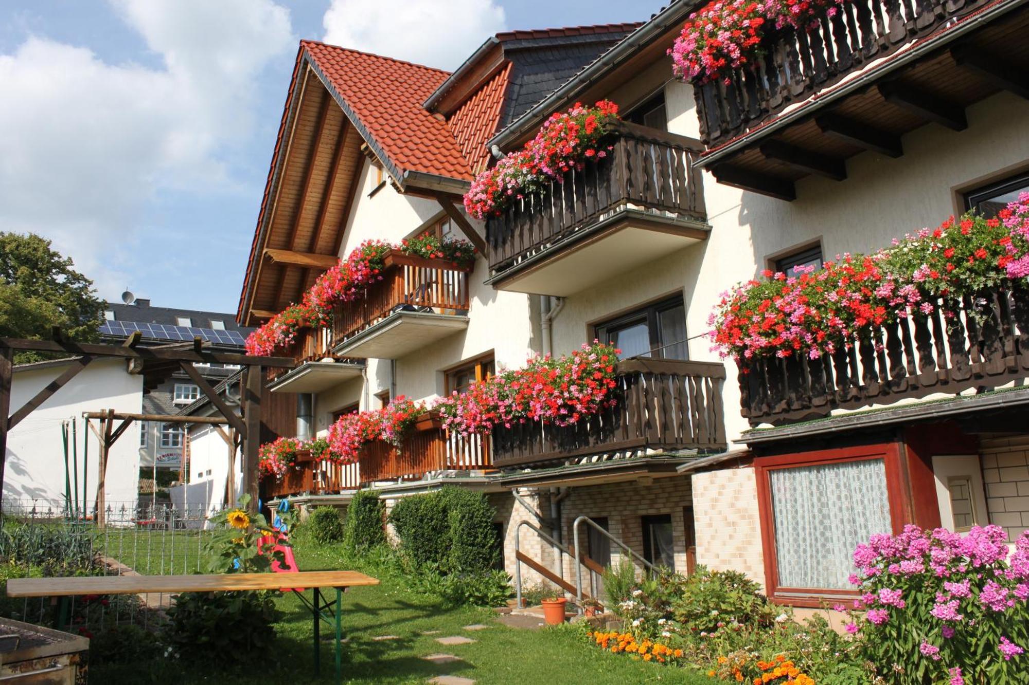 Landgasthof Hotel Sauer Вилинген Екстериор снимка