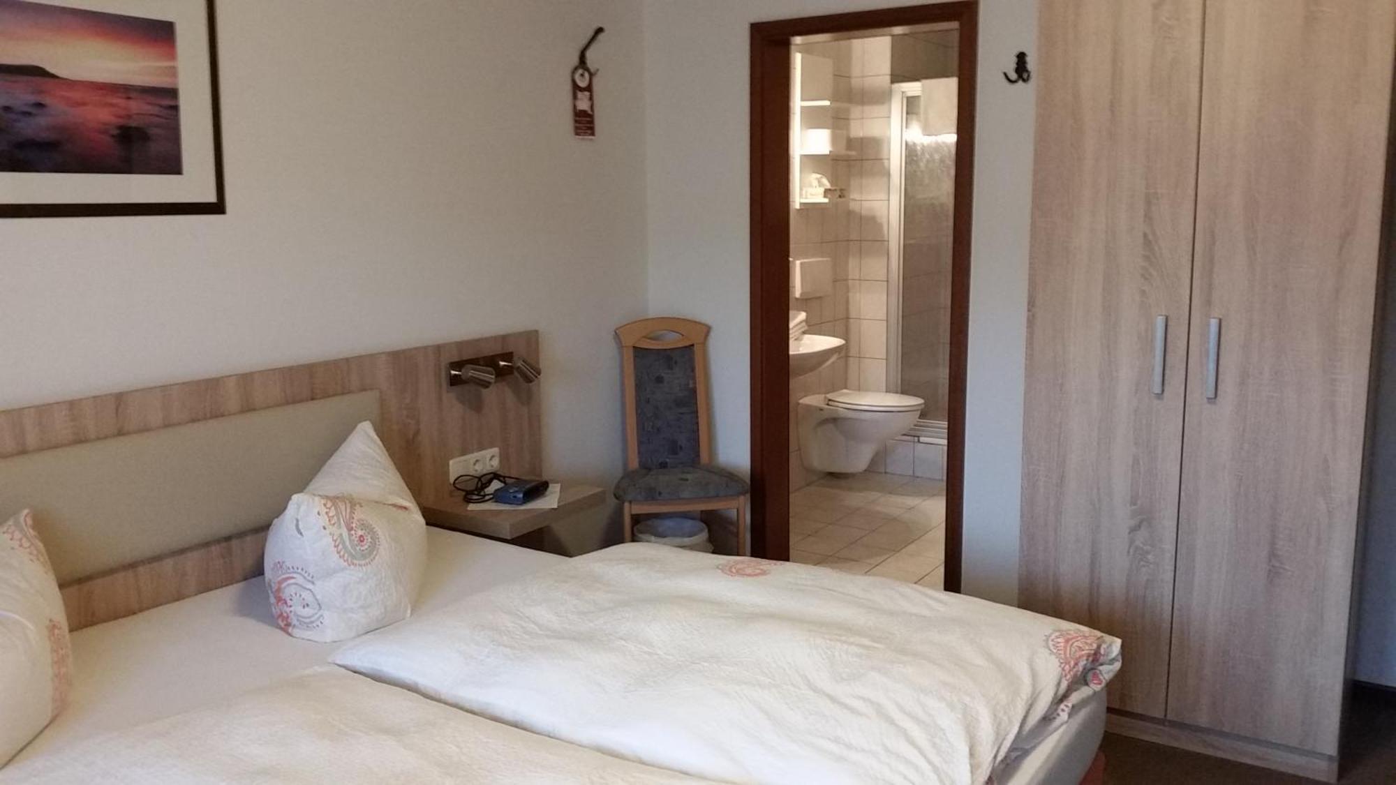Landgasthof Hotel Sauer Вилинген Екстериор снимка